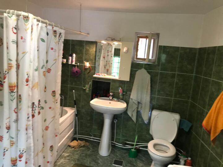 Daa7a6ba-c02b-45ba-86d6-c05fb5c0d6dc